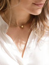 Cargar imagen en el visor de la galería, COLLAR ENARA VISÓN ORO