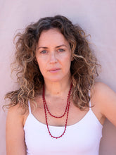 Cargar imagen en el visor de la galería, COLLAR FRIDA GRANATE