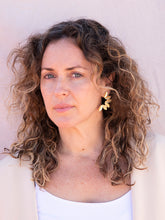 Cargar imagen en el visor de la galería, PENDIENTES CAROLA ORO