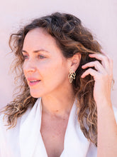 Cargar imagen en el visor de la galería, PENDIENTES DUNA ORO