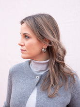 Cargar imagen en el visor de la galería, PENDIENTES JUANA PLATA