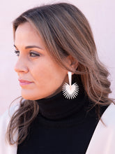 Cargar imagen en el visor de la galería, PENDIENTES CATALINA