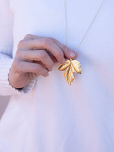 Cargar imagen en el visor de la galería, COLLAR IRIS