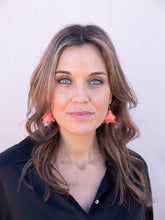 Cargar imagen en el visor de la galería, PENDIENTES KORA CORAL