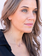 Cargar imagen en el visor de la galería, PENDIENTES MIA BLANCO