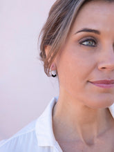 Cargar imagen en el visor de la galería, PENDIENTES NAROA NEGROS