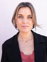 Cargar imagen en el visor de la galería, PENDIENTES CIRA ONIX NEGRO PLATA