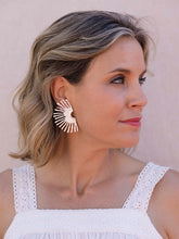 Cargar imagen en el visor de la galería, PENDIENTES SOLE