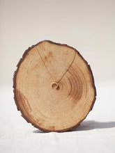 Cargar imagen en el visor de la galería, Collar oro media luna 13x15mm oro mate con cadena sencilla 0,7mm bañada en oro y 37cm de largo con extensión para poder colocar a diferentes medidas.