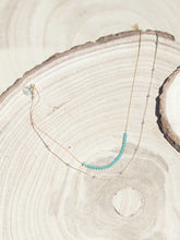 Cargar imagen en el visor de la galería, Collar oro doble turquesa con cristal turquesa de 2mm y con cadena con bolas intercalada 2mm bañada en oro y 39 cm de largo y extensión.