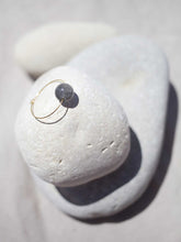 Cargar imagen en el visor de la galería, Pendientes de aro de 30mm bañados en Oro con detalle bola cristal gris.