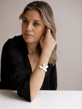 Cargar imagen en el visor de la galería, BRAZALETE SOFIA