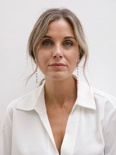 Cargar imagen en el visor de la galería, PENDIENTES MIA GRANATE