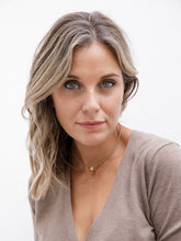 Cargar imagen en el visor de la galería, COLLAR ENARA VISÓN ORO