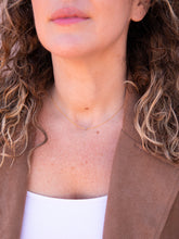Cargar imagen en el visor de la galería, COLLAR RENATA GRIS ORO
