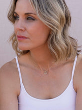 Cargar imagen en el visor de la galería, COLLAR AURORA ZODIACO
