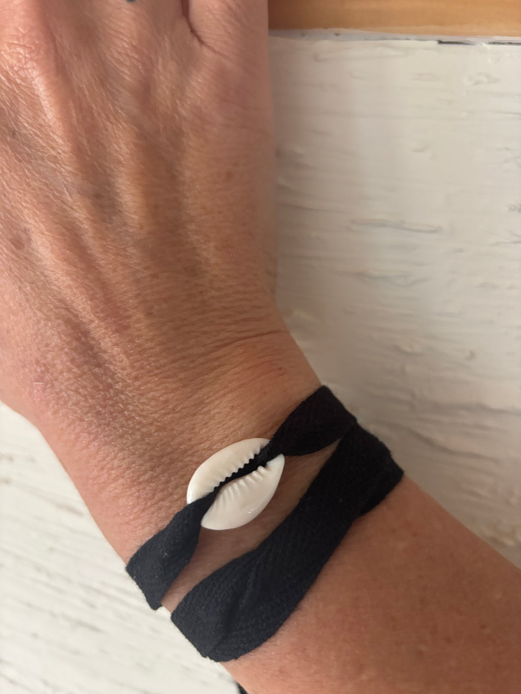 PULSERA PASTORA NEGRA