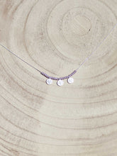 Cargar imagen en el visor de la galería, Collar de monedas turcas en plata mate de 10x7mm y cristal lila de 2mm con cadena sencilla 0,7mm de latón bañada en plata y largo de 37cm con extensión para colocar a diferentes medidas.
