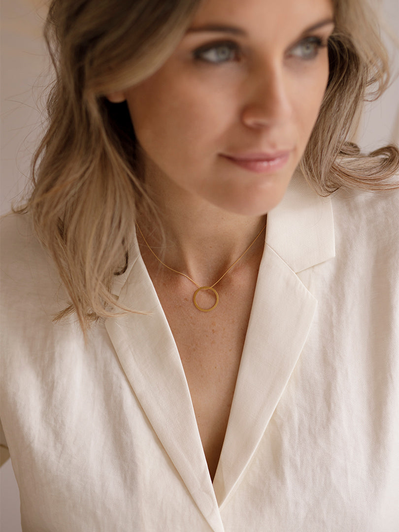 COLLAR LARA ORO