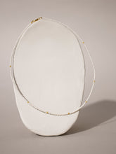 Cargar imagen en el visor de la galería, COLLAR MARGARITA BLANCO
